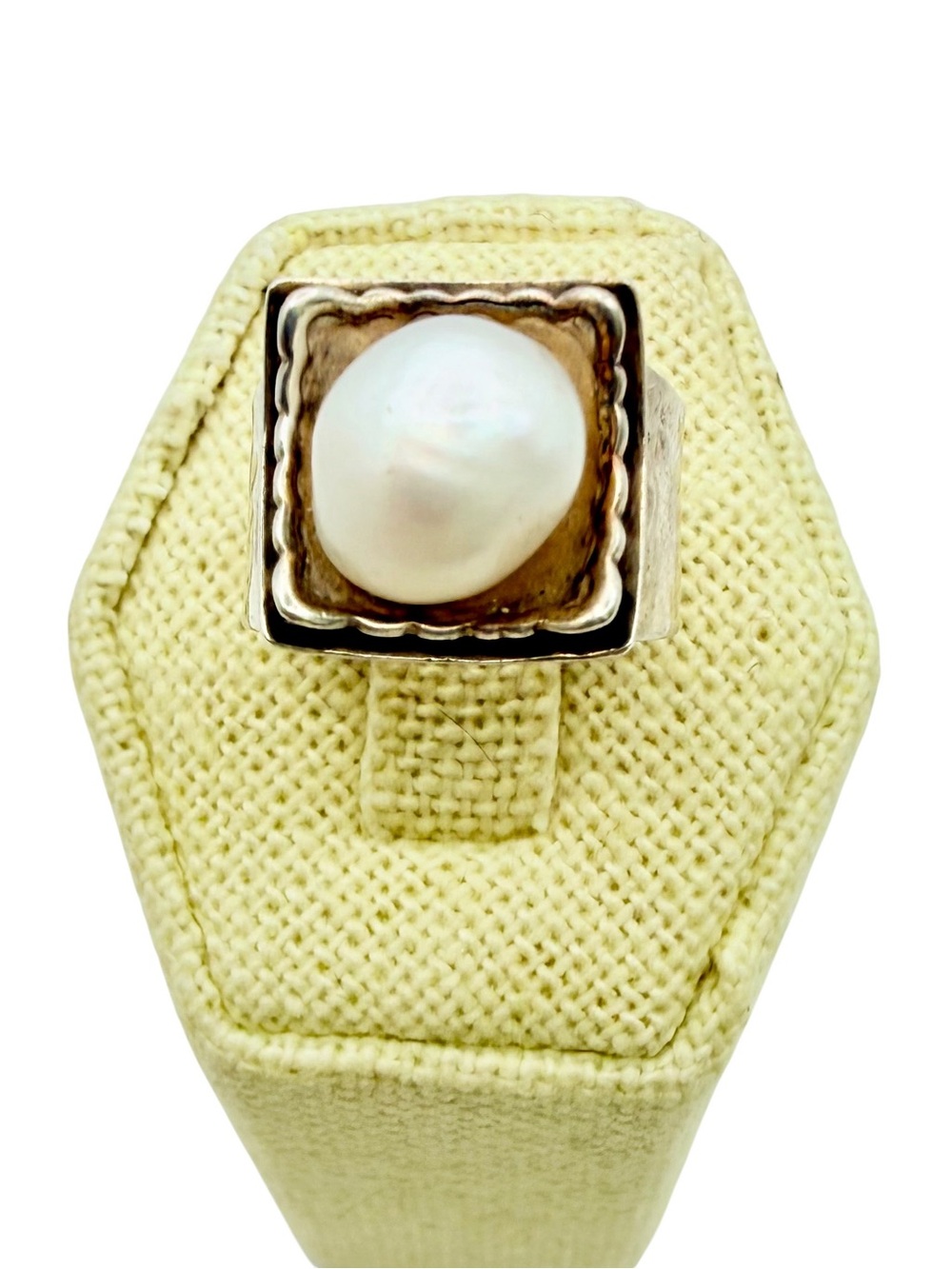 Vintage Silpada Hammered Sterling Silver and Pearl Ring 5.5